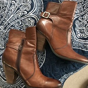 Brown leather booties- in excellent condition!
